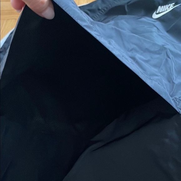 Nike Black Jacket - Picture 15 of 15